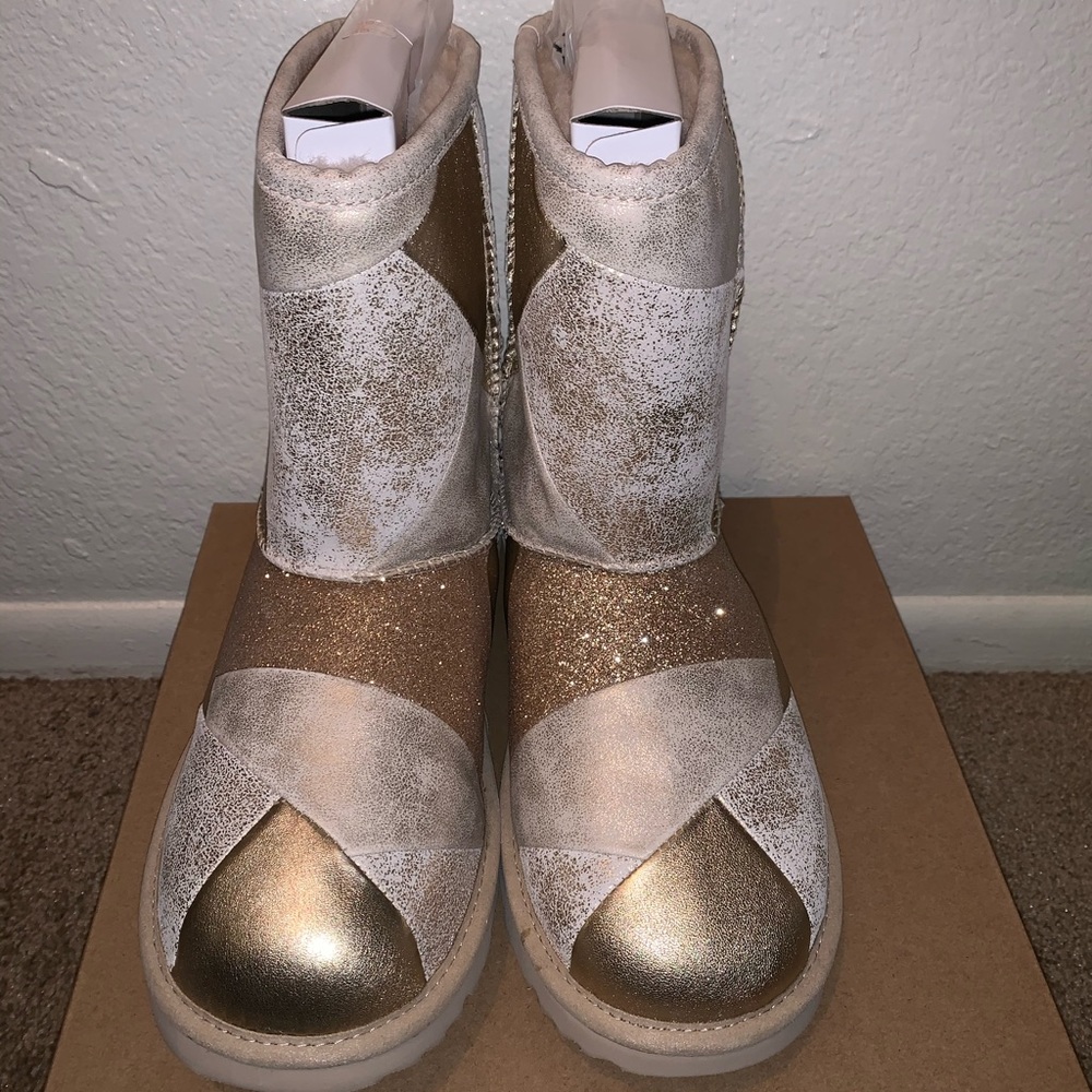 Super cute gold patchwork glittered ugg